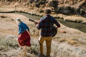 couple-guitar-300x200 beaver builder
